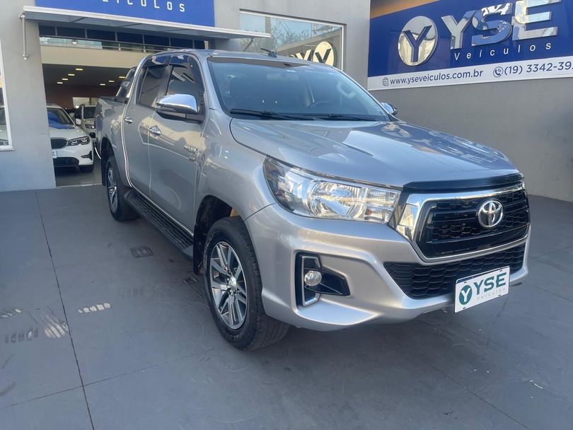 Toyota Hilux CD SRV 4x4 2.7 Flex 16V Aut.