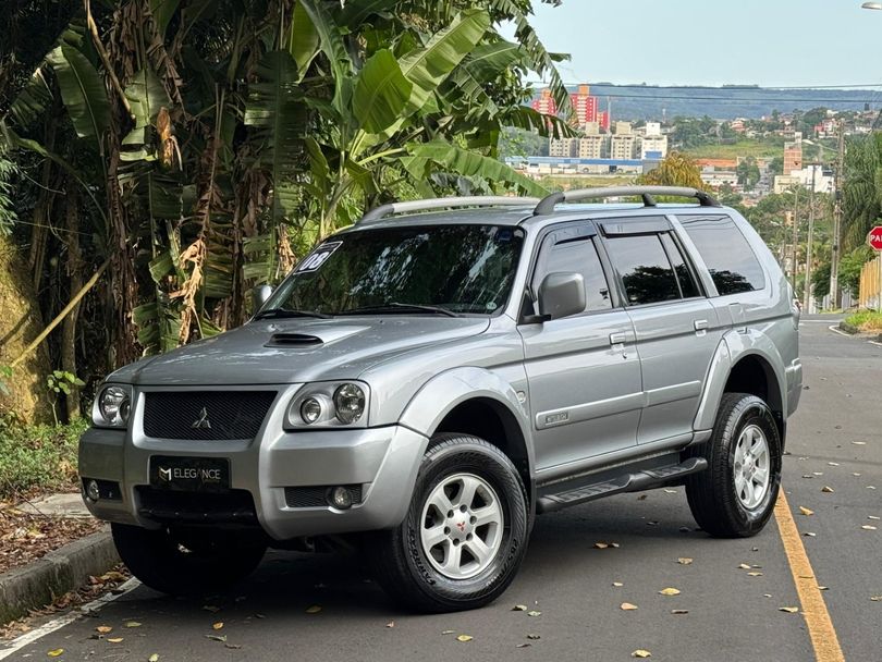 Mitsubishi Pajero Sport HPE 3.5 4x4 200cv Aut.