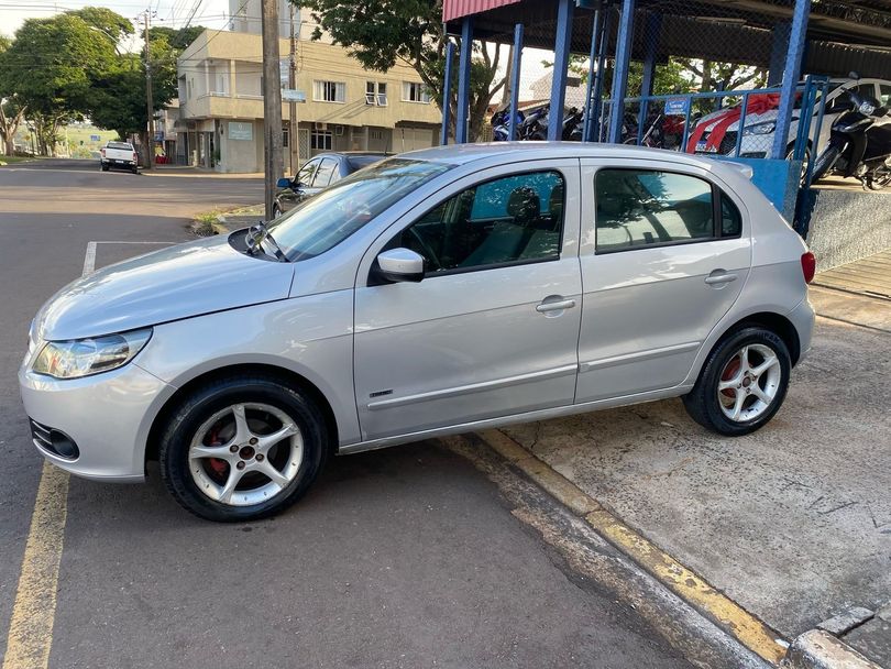 VolksWagen Gol (novo) 1.0 Mi Total Flex 8V 4p