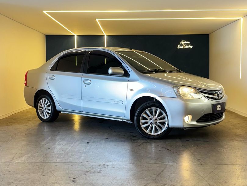 Toyota ETIOS XLS Sedan 1.5 Flex 16V 4p Mec.