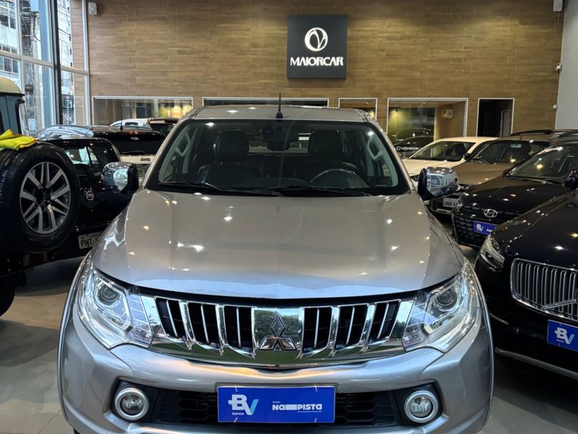 Mitsubishi L200 Triton HPE 3.2 CD TB Int.Diesel Aut