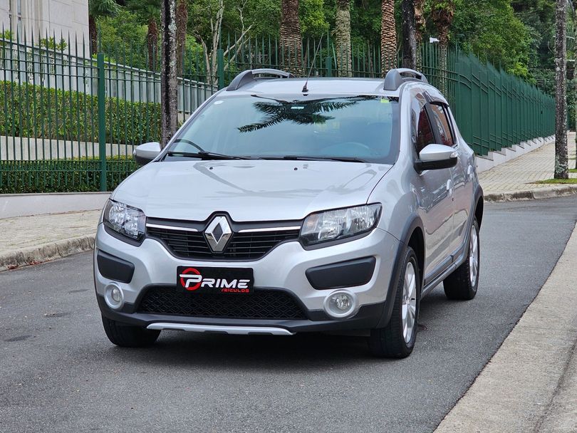 Renault SANDERO STEP. Easy R H-Power 1.6 8V