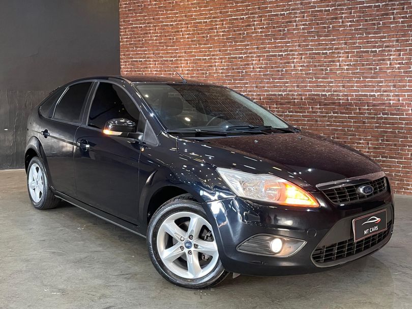 Ford Focus 1.6 S/SE/SE Plus Flex 8V/16V  5p