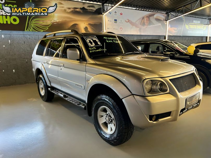 Mitsubishi Pajero Sport HPE 3.5 4x4 200cv Aut.