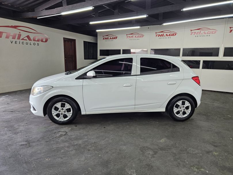 Chevrolet ONIX HATCH Joy 1.0 8V Flex 5p Mec.