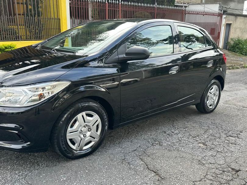 Chevrolet ONIX HATCH Joy 1.0 8V Flex 5p Mec.