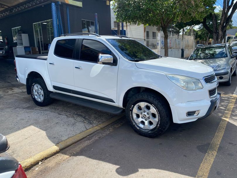 Chevrolet S10 Pick-Up LTZ 2.4 F.Power 4x2 CD