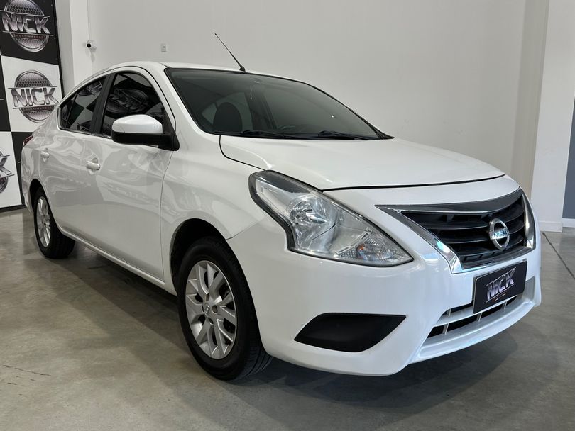 Nissan VERSA SV 1.6 16V FlexStart 4p Mec.