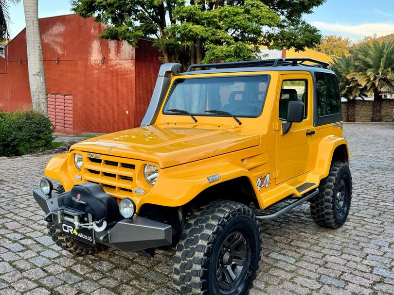 Troller T-4 4x4 3.0 TB Int. Cap. Rígida Diesel