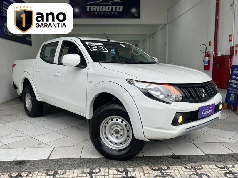 Mitsubishi L200 Tri. Outd. GLX 2.4 CD 4x4 Die. Mec.