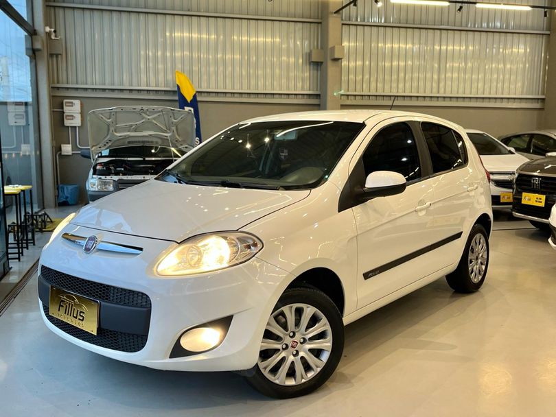 Fiat Palio ESSENCE 1.6 Flex 16V 5p