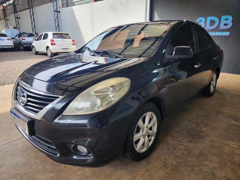 Nissan VERSA SL 1.6 16V Flex Fuel 4p Mec.