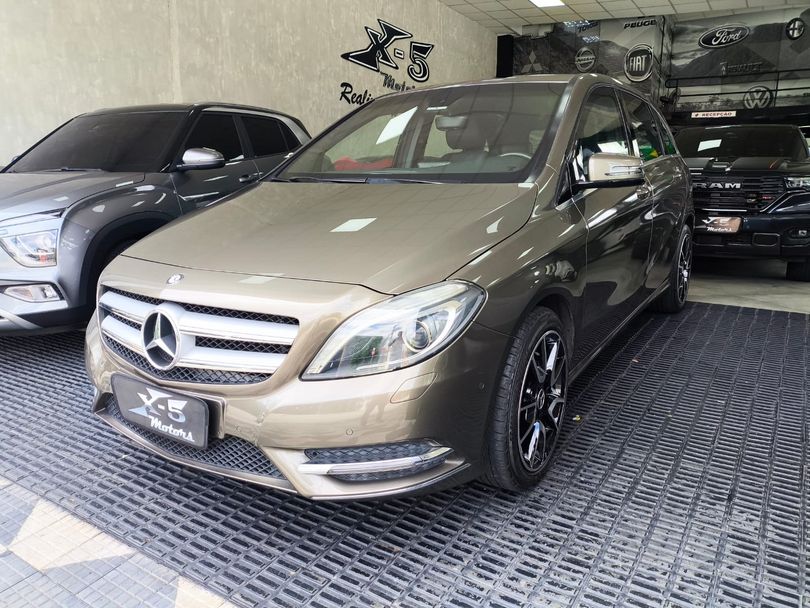 Mercedes M.BENZ B200CGI