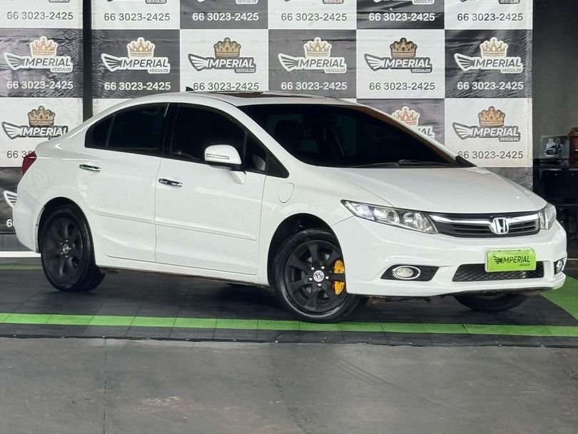 Honda Civic Sedan EXS 1.8/1.8 Flex 16V Aut. 4p
