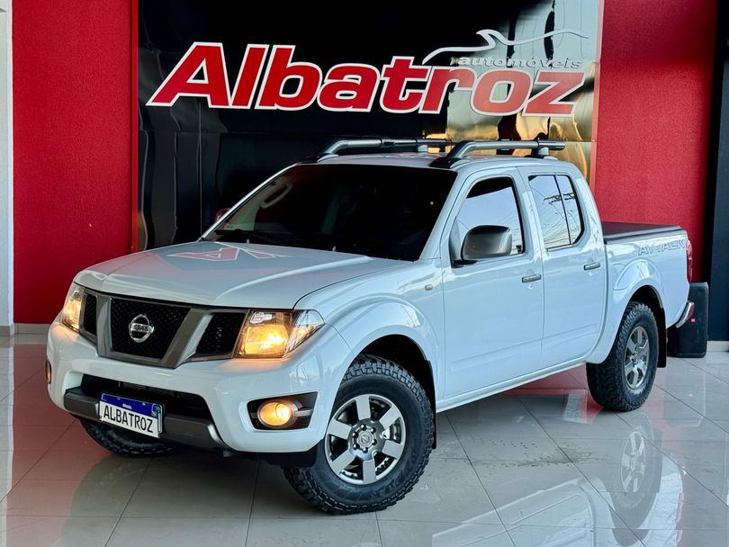 Nissan Frontier SV AT.CD 4x4 2.5 TB Diesel Mec.