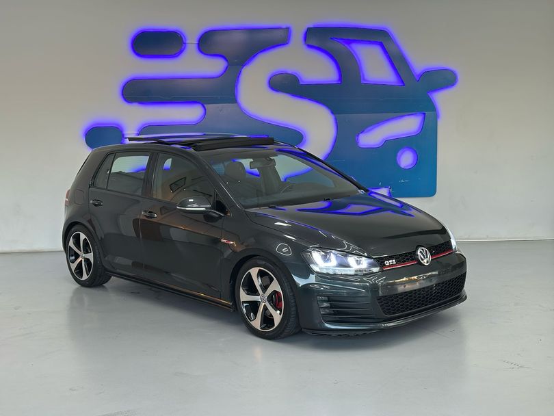 VolksWagen Golf GTi 2.0 TSI 220cv Aut.