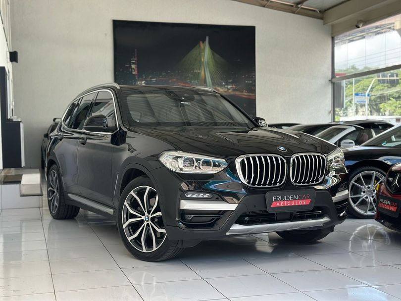 BMW X3 XDRIVE 30e X-Line Turbo Híbrido Aut.