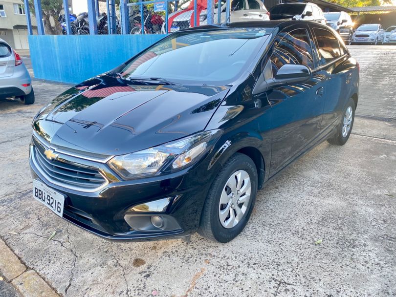 Chevrolet ONIX HATCH LT 1.0 8V FlexPower 5p Mec.