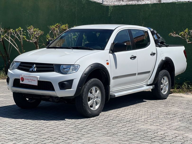 Mitsubishi L200 Triton GLX 3.2 CD TB Int.Diesel Mec