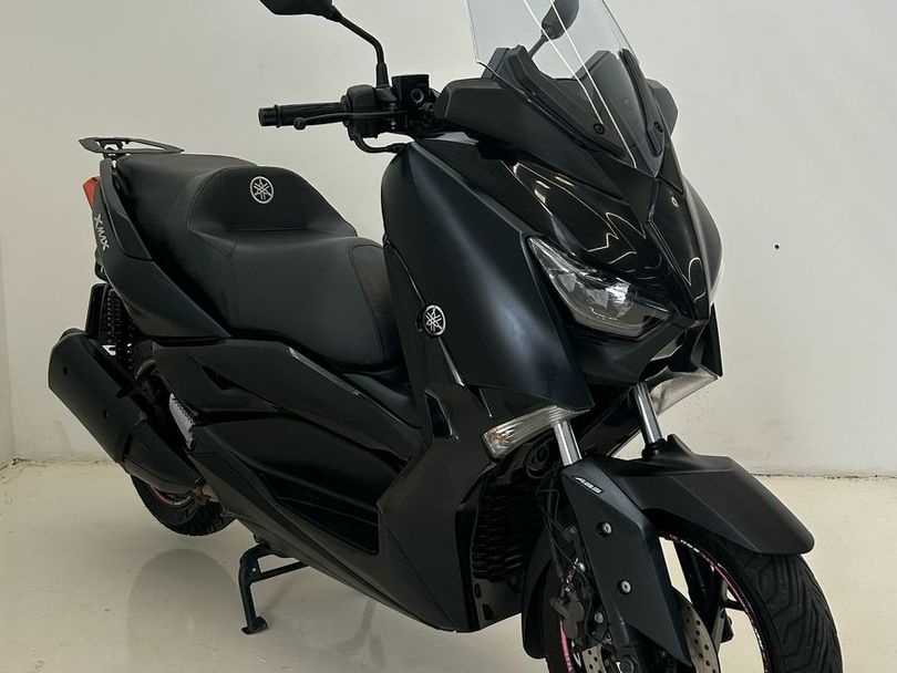 YAMAHA XMAX 250 ABS