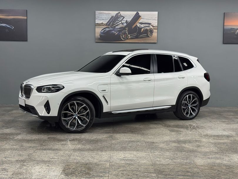 BMW X3 XDRIVE 30e X-Line Turbo Híbrido Aut.