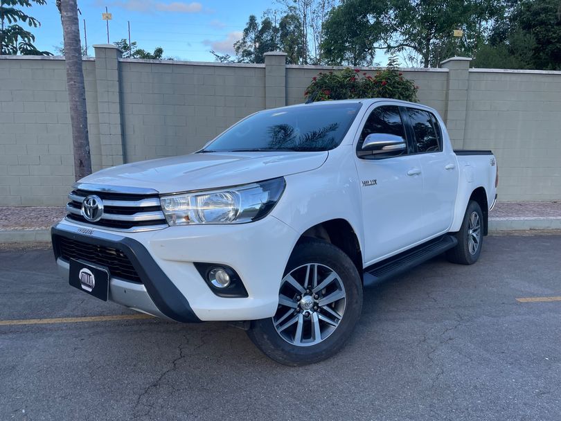 Toyota Hilux CD SRV 4x4 2.8 TDI Diesel Aut.