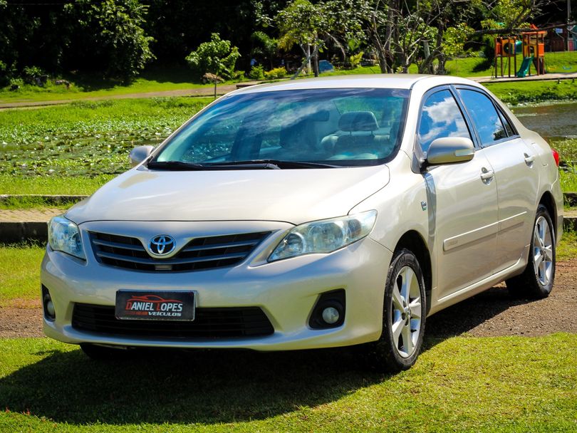 Toyota Corolla XEi 2.0 Flex 16V Aut.