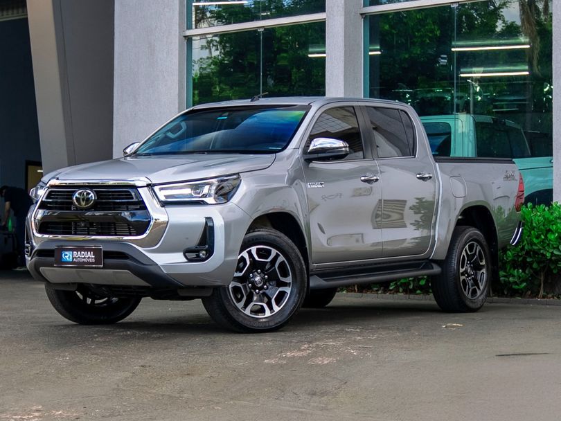 Toyota Hilux CD SRX 4x4 2.8 TDI 16V Diesel Aut.