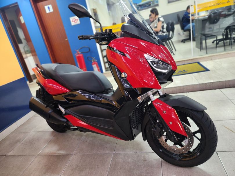 YAMAHA XMAX 250 ABS