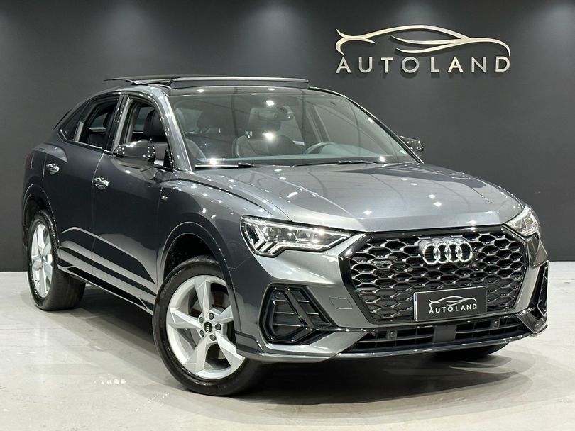 Audi Q3 Perf. Black 2.0 TFSI Tiptr. Quattro