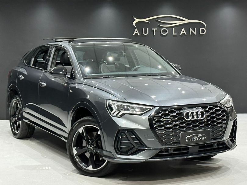 Audi Q3 Perf. Black 2.0 TFSI Tiptr. Quattro