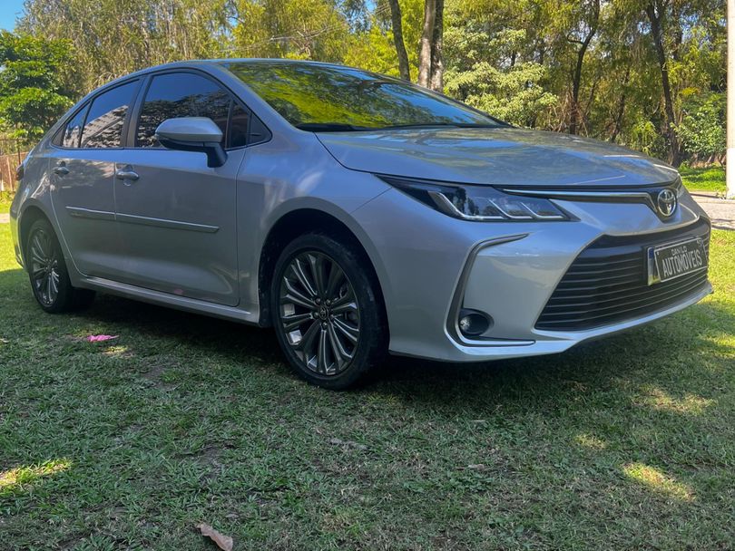 Toyota Corolla XEi 2.0 Flex 16V Aut.