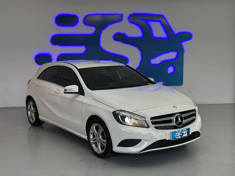 Mercedes Classe A 200 1.6 TB 16V Urban 156cv Aut.