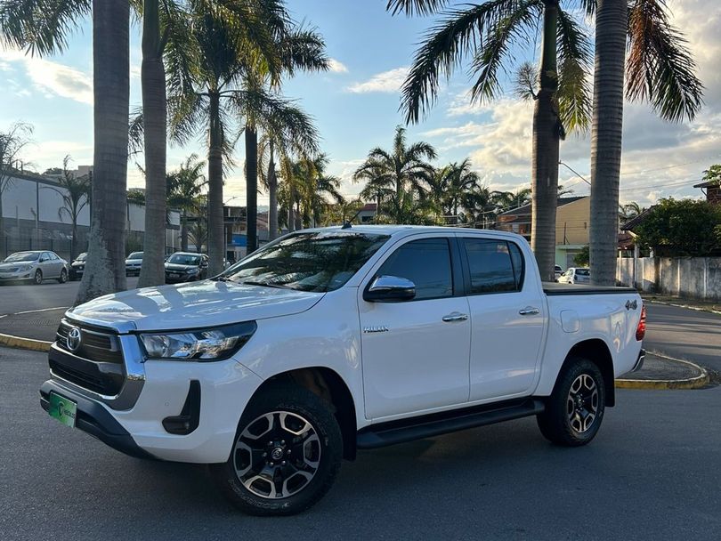 Toyota Hilux CD SRV 4x4 2.8 TDI Diesel Aut.