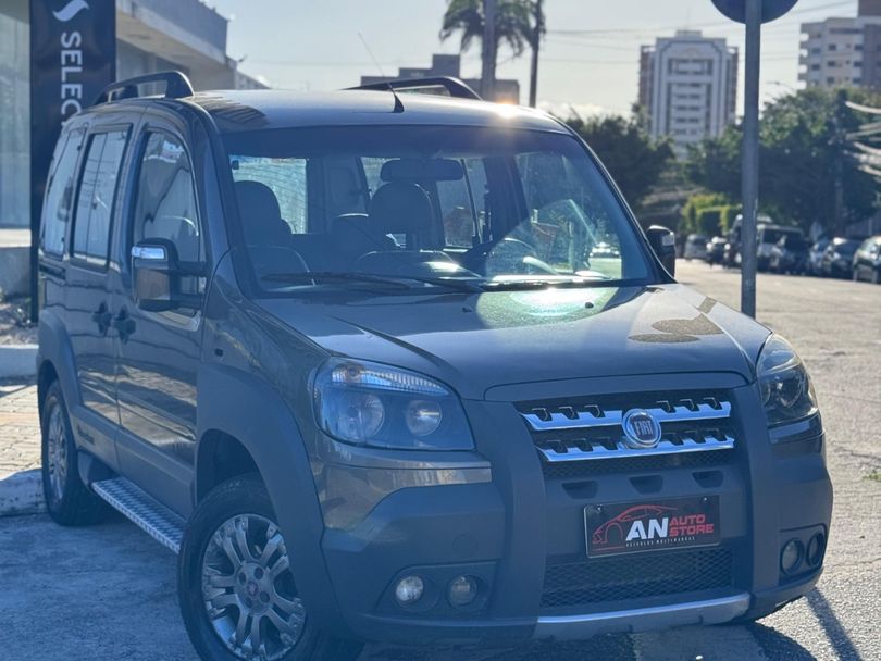 Fiat Doblo Adv. XINGU LOCKER 1.8 Flex 16V 5p