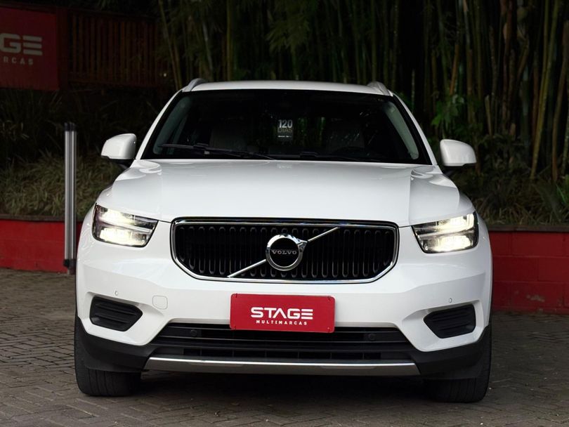 Volvo XC 40 T-5 MOMENTUM 2.0 252cv AWD