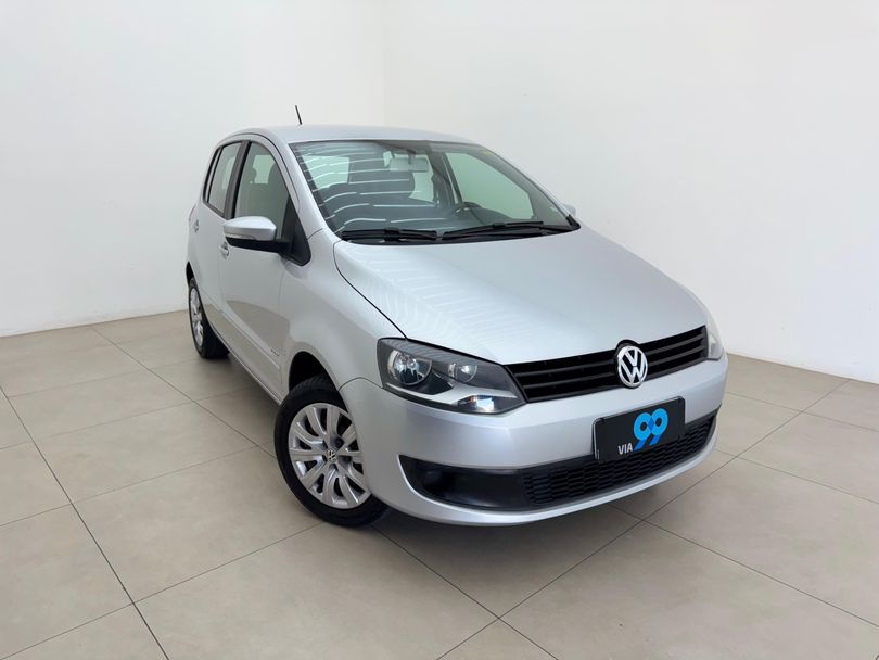 VolksWagen Fox 1.6 Mi Total Flex 8V 5p