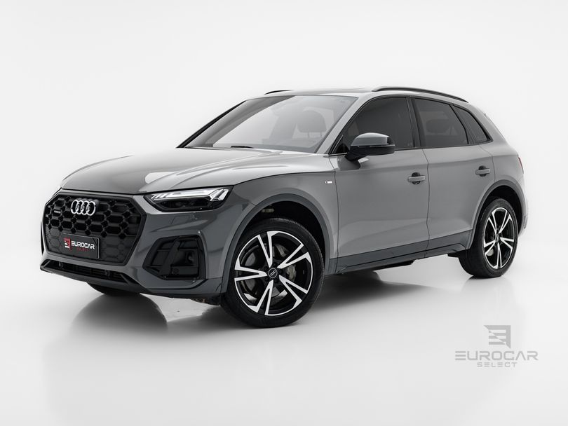 Audi Q5 S-Line Black 2.0 TFSI Quat. S-Tronic