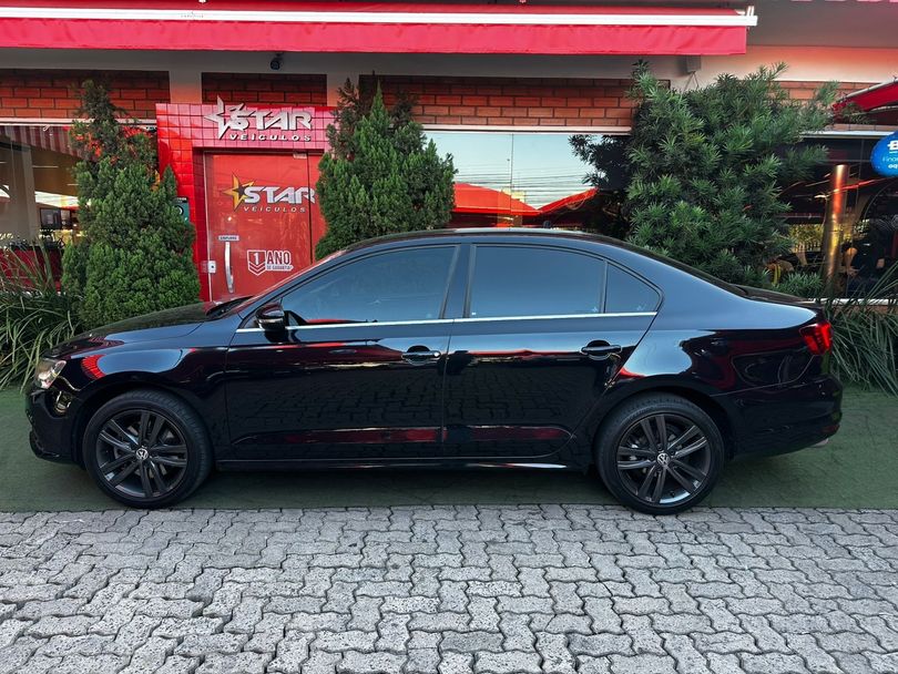 VolksWagen JETTA Highline 2.0 TSI 16V 4p Tiptronic