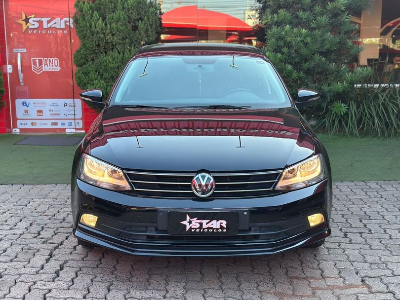 VolksWagen JETTA Highline 2.0 TSI 16V 4p Tiptronic