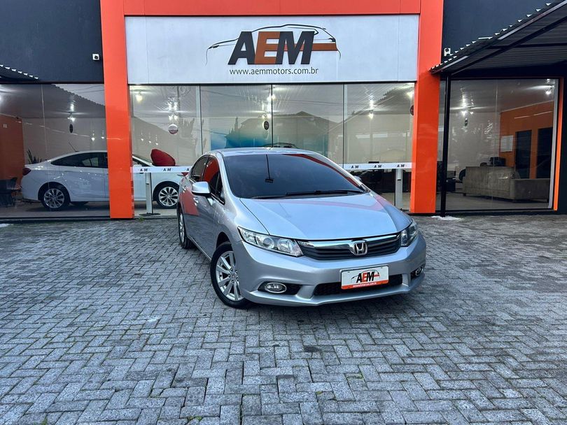 Honda Civic Sedan LXS 1.8/1.8 Flex 16V Mec. 4p