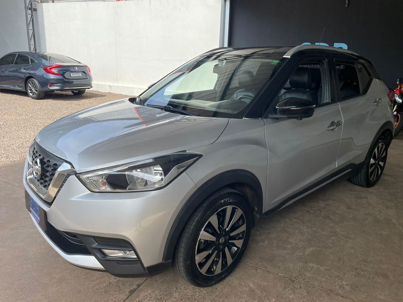 Nissan KICKS SL 1.6 16V FlexStar 5p Aut.
