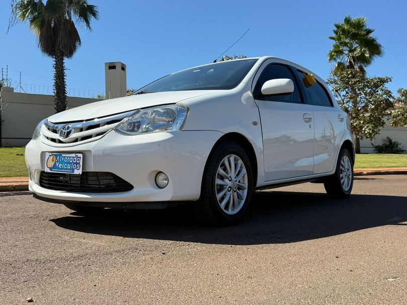 Toyota ETIOS XLS 1.5 Flex 16V 5p Mec.