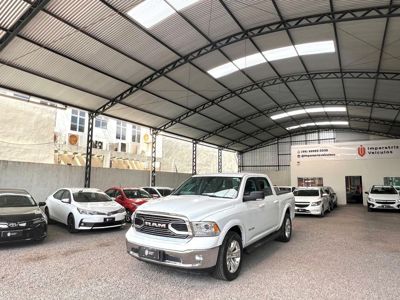 RAM CLASSIC LARAMIE 5.7 CD V8 4X4 Aut.