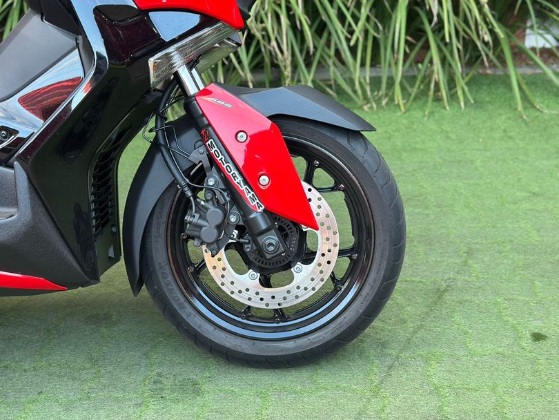 YAMAHA XMAX 250 ABS