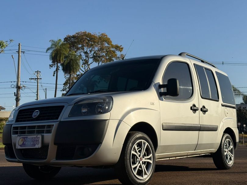 Fiat Doblo ESSENCE 1.8 Flex 16V 5p
