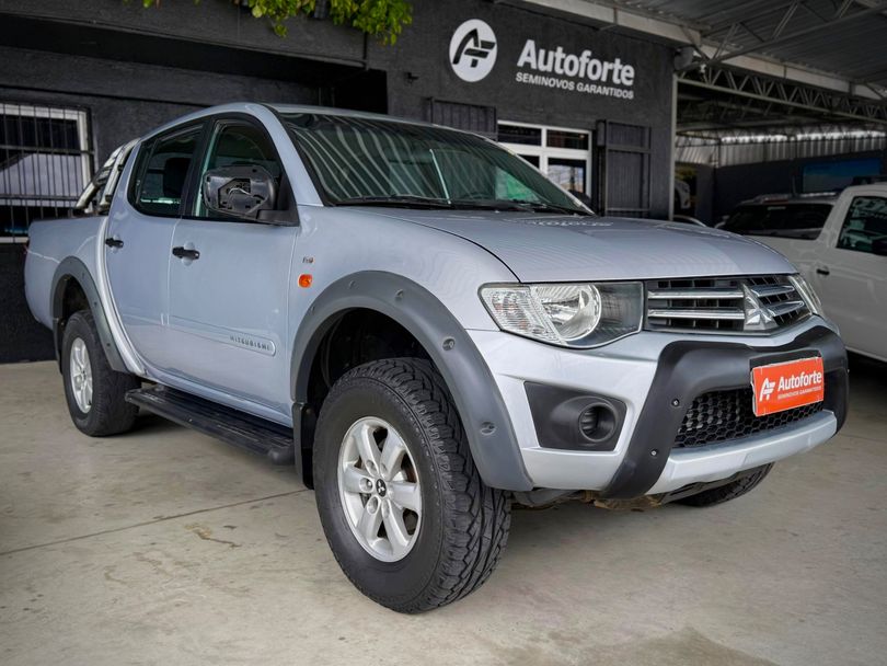 Mitsubishi L200 Triton GLS 3.2 CD TB Int.Diesel Mec