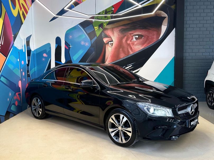 Mercedes CLA-200 Urban 1.6 TB 16V/Flex Aut.