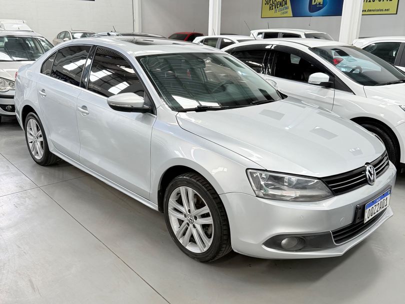 VolksWagen JETTA Highline 2.0 TSI 16V 4p Tiptronic