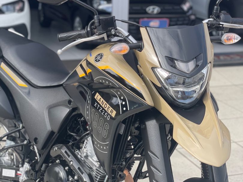 YAMAHA XTZ 250 LANDER 249cc/LANDER BLUEFLEX/ABS